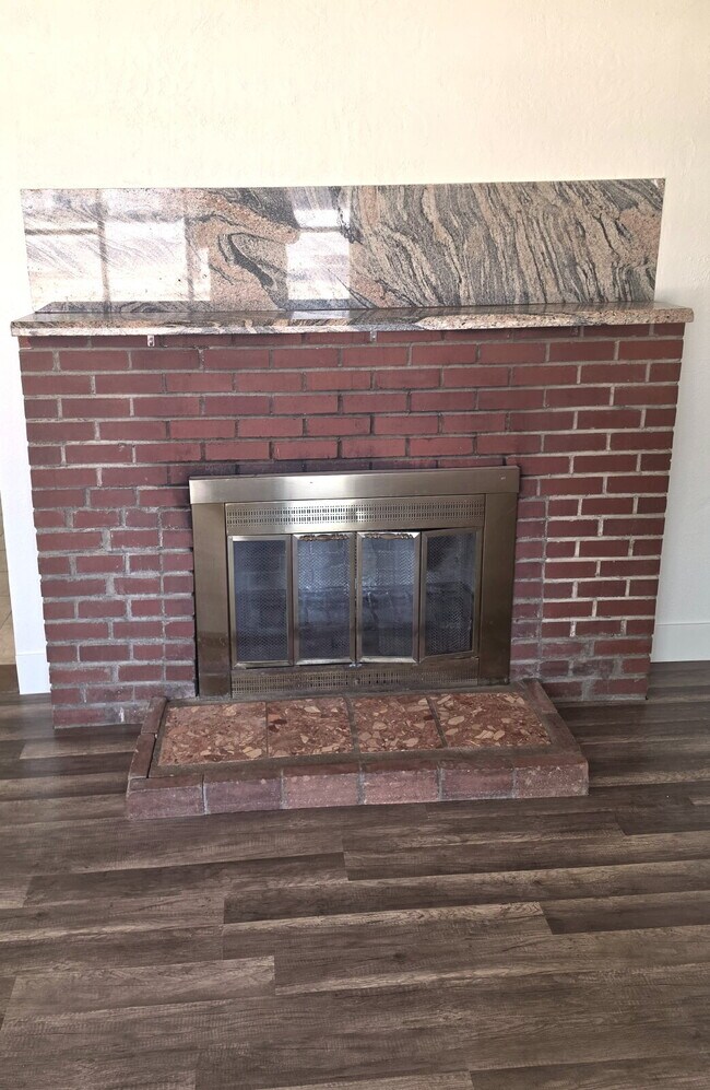 Foto del edificio - CHARMING NORTH PHOENIX HOME WITH FIREPLACE AND BACKYARD