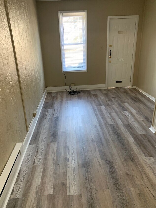 Foto principal - Recently updated Reading City 2 bedroom to...