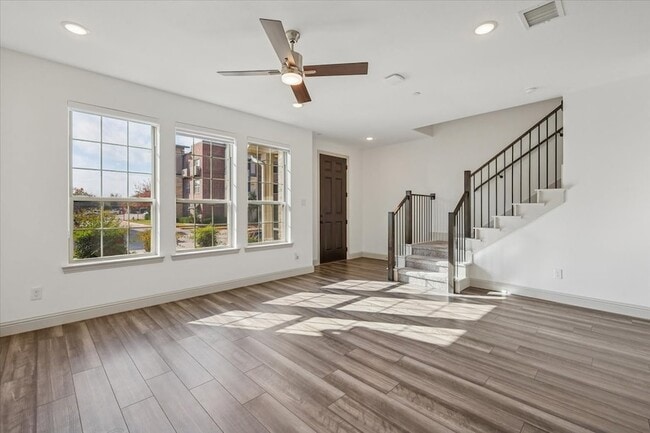 Building Photo - 6072 Silverado Trail