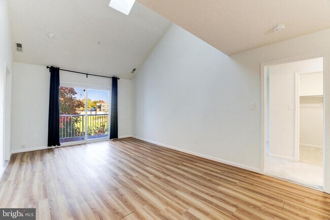 Building Photo - 12909 Churchill Ridge Cir