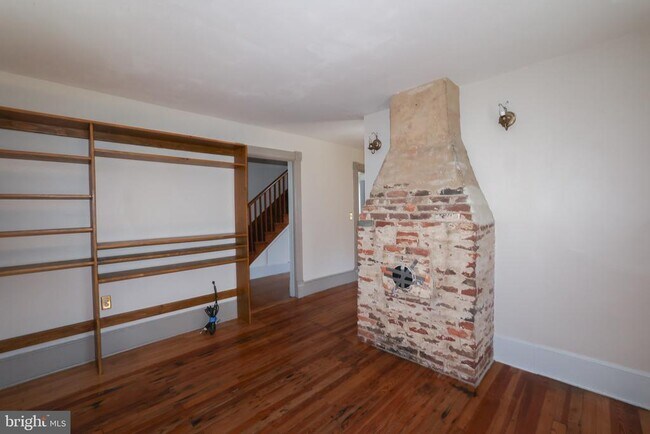 Foto del edificio - 24060 New Mountain Rd