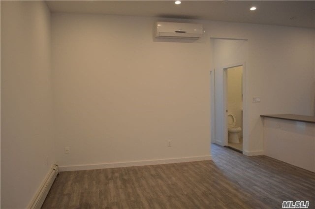 Foto del edificio - 28-53-53 Steinway St