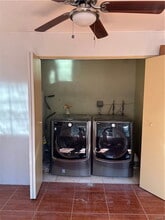 Building Photo - 7721 Rhea Ave