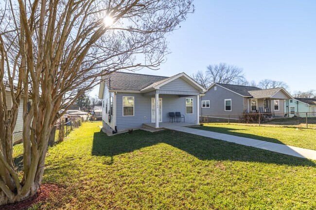 Building Photo - 1732 Jourolman Ave