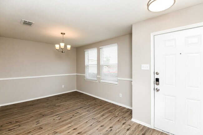 Building Photo - 4209 German Pointer Way