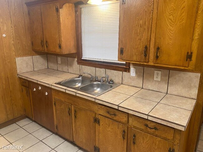 Foto del edificio - 3 br, 2 bath House - 1770 Dorgan St
