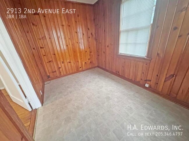 Photo - 2913 2nd E Ave House