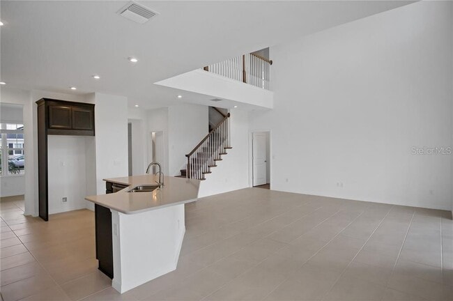 Building Photo - 5719 Maidenstone Way