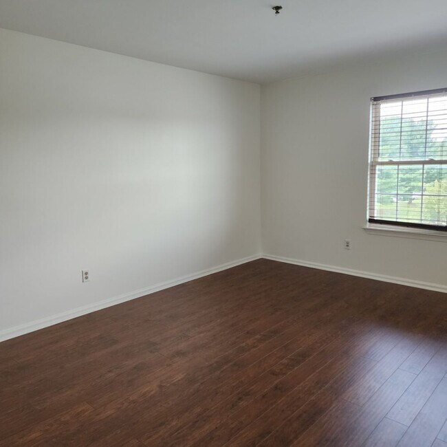 Foto del edificio - BURN BRAE CONDOS