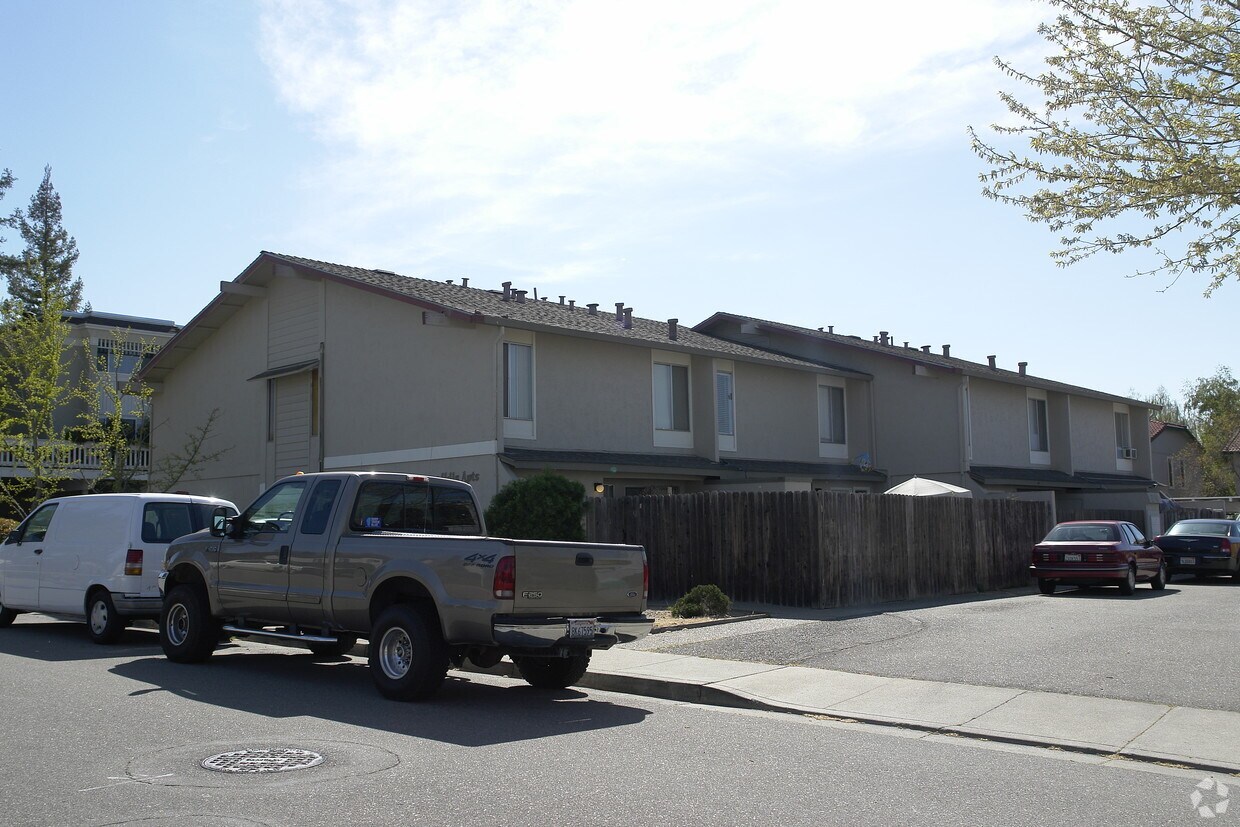 Building Photo - 3351 Norton Way