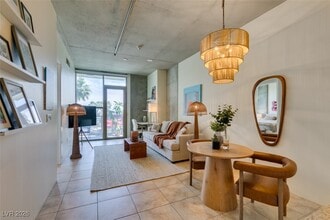 Building Photo - 353 E Bonneville Ave