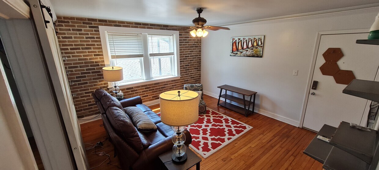 Foto principal - 9641 Norfolk Ave