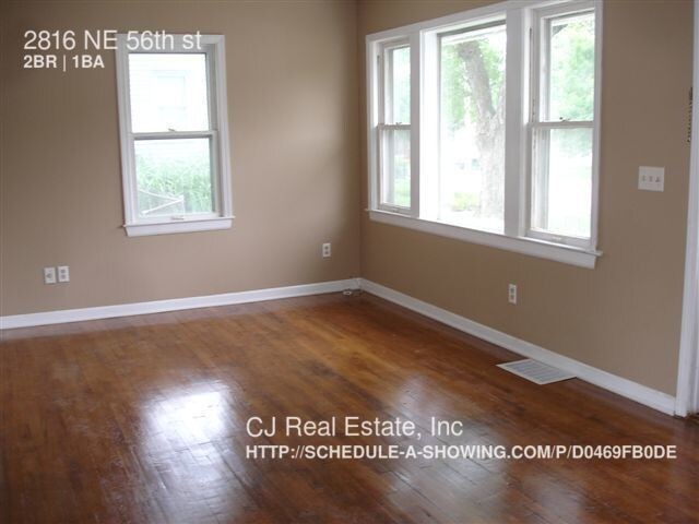 Building Photo - 2816 NE 56th St