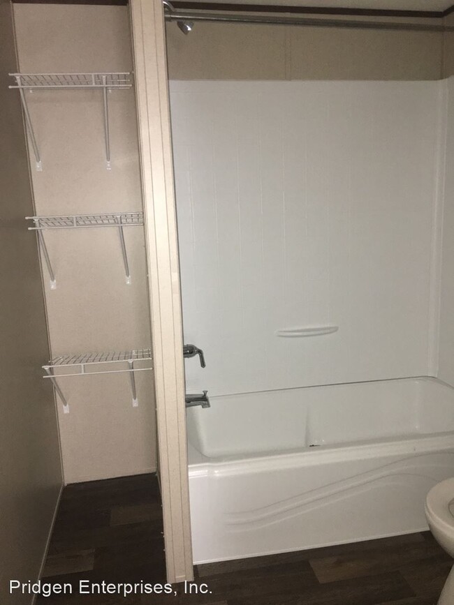 Foto del edificio - 4 br, 2 bath House - 114 Valley Road