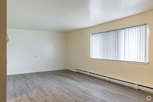 1 habitación, 1 baño - 850 pies cuadrados - Sala de estar - Carrollton Commons