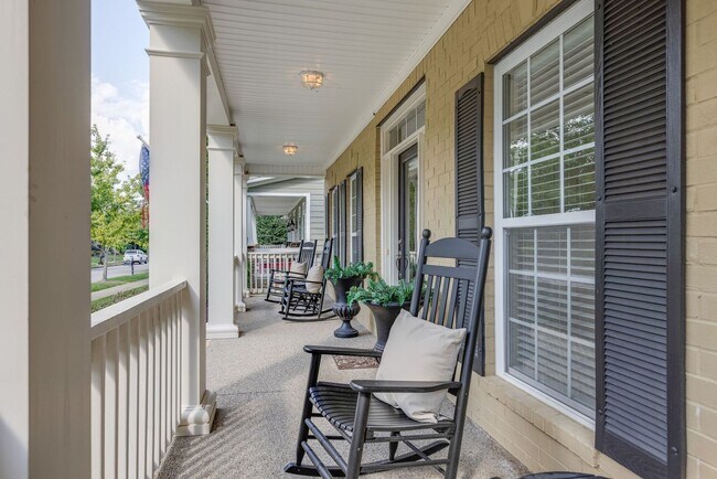 Building Photo - Spotless 5BR/3.5BA rental home, Meade of A...