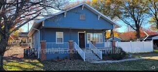 Building Photo - 2081 Hayne St