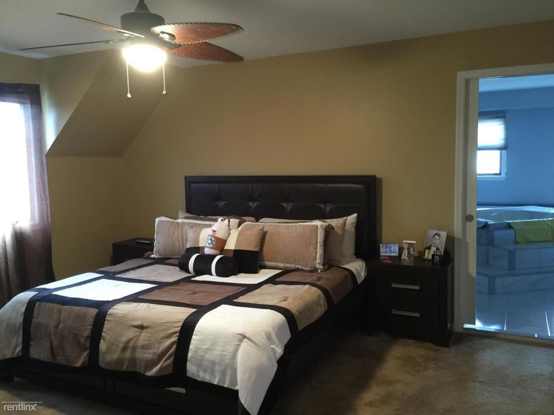 Foto del edificio - 245 Ashland Ave