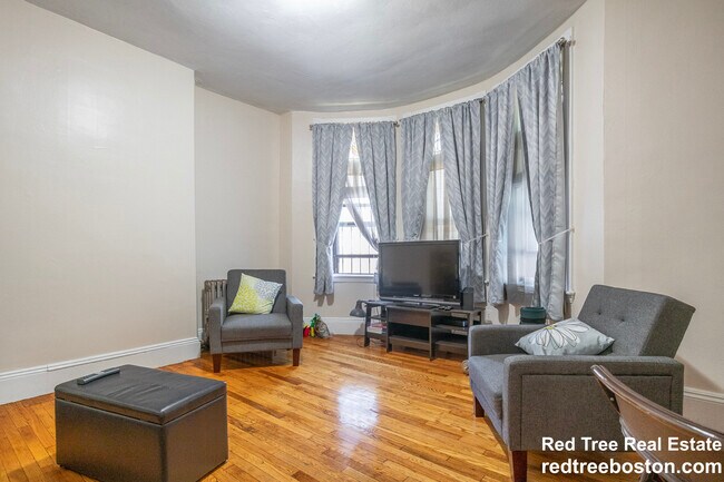 Foto del edificio - 872 Huntington Ave