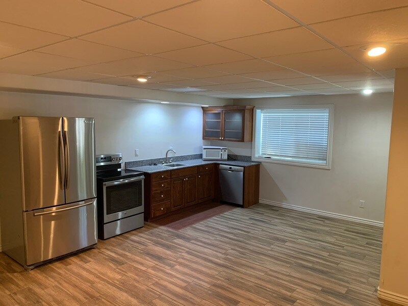 954 175 E, Farmington, UT 84025 House for Rent in Farmington, UT