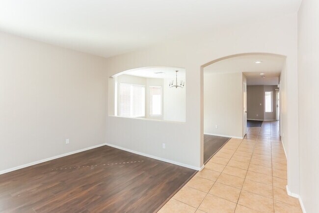 Foto del edificio - 7258 W Crown King Rd