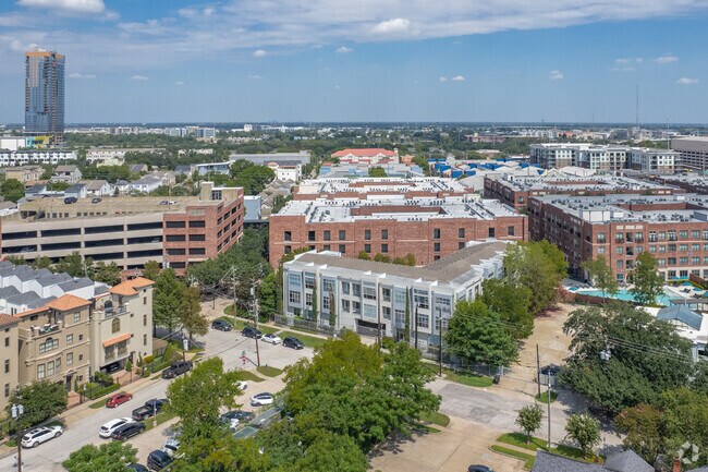 Aerial Photo - Pierce Street Midtown Flats