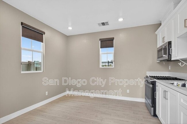 Foto del edificio - 1735 Artemisia Ct