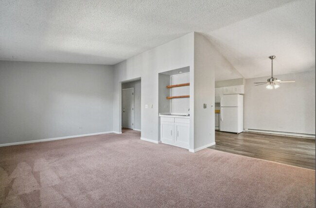 Foto del edificio - 627 Chardonnay Ln