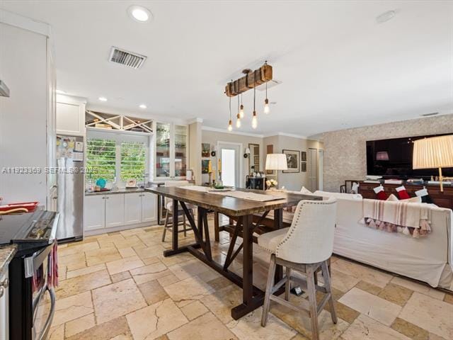 Building Photo - 6300 SW 48th St