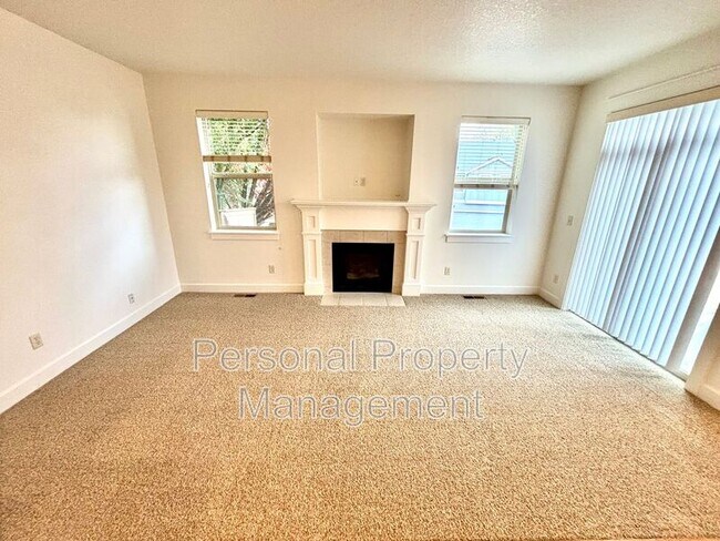 Building Photo - 3214 NW 46th Ave