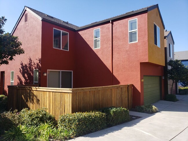 Building Photo - 828 Copper Ln.