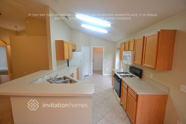 Building Photo - 409 Nicholson Dr