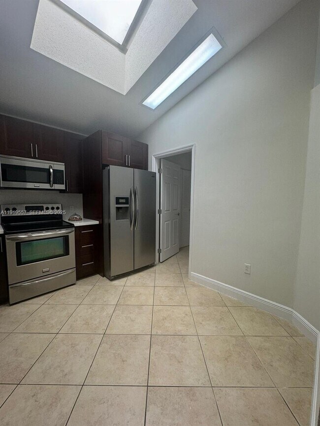 Foto del edificio - 12833 SW 146th Terrace