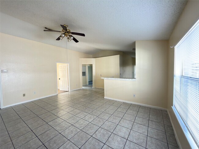 Foto del edificio - 4622 Bryant Ridge Rd