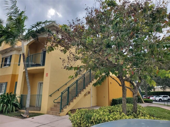 Building Photo - 7300 NW 114th Ave