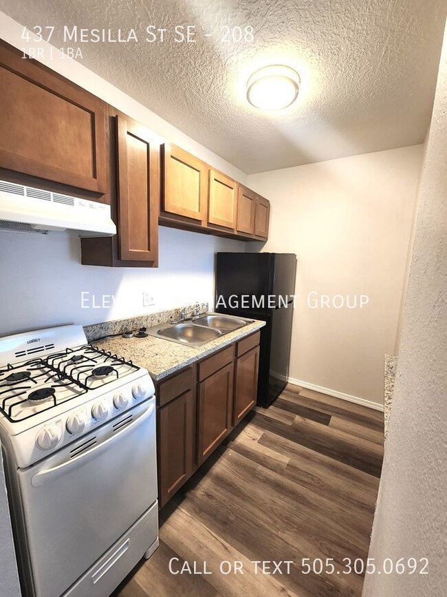 Building Photo - Beautiful Upgraded 1 Bedroom Unit Ready fo...