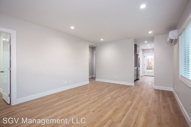Foto del edificio - 3 br, 2 bath House - 813 Encino Place