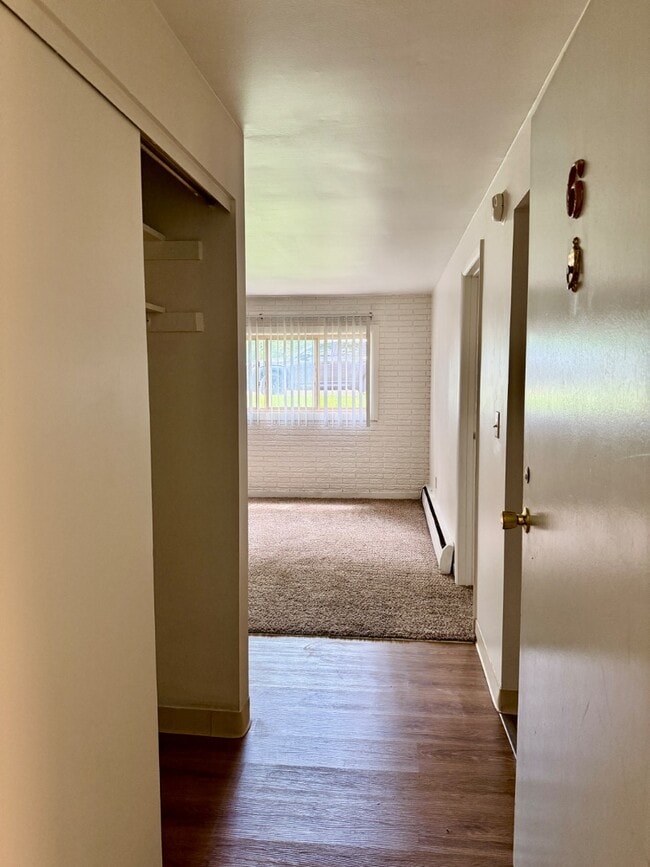 Photo - 4370 Erie Ave Apartment