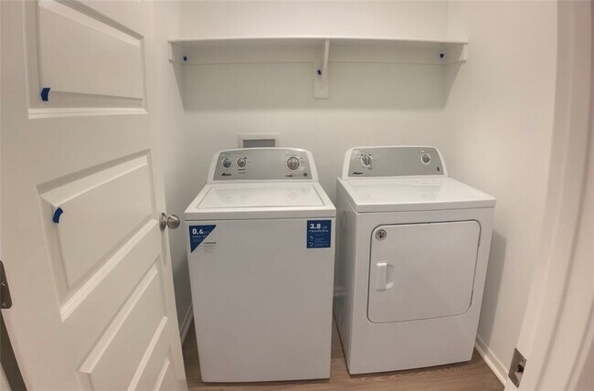 Foto del edificio - 6705 SW Dignity Ave