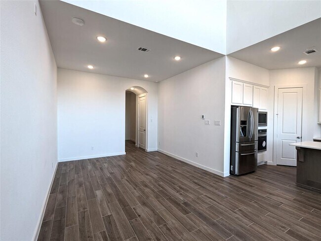 Foto del edificio - 6555 Scarlet Pond Ln