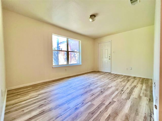 Building Photo - 5004 Chapman St