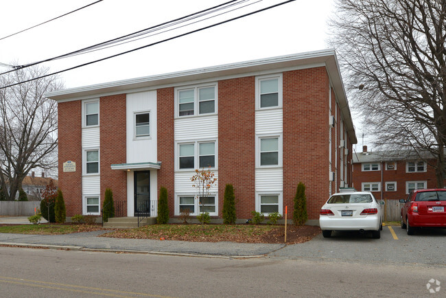 Building Photo - Trenton Street Apartments