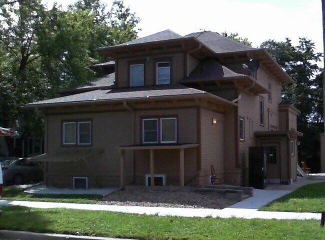Building Photo - 2511 N 49th St