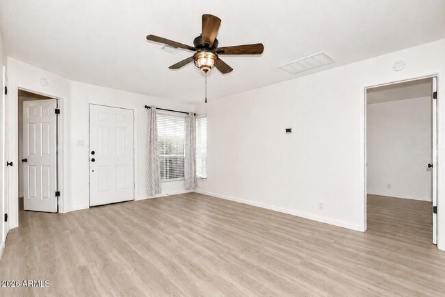 Foto del edificio - 20402 N 6TH Dr