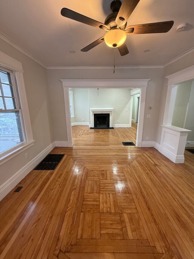 Foto del edificio - 82-84-84 Oxford St