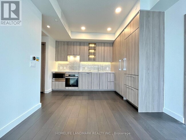 Photo du bâtiment - 95 McMahon Dr