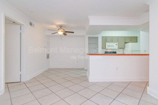 Foto del edificio - 3004 Parkway Blvd