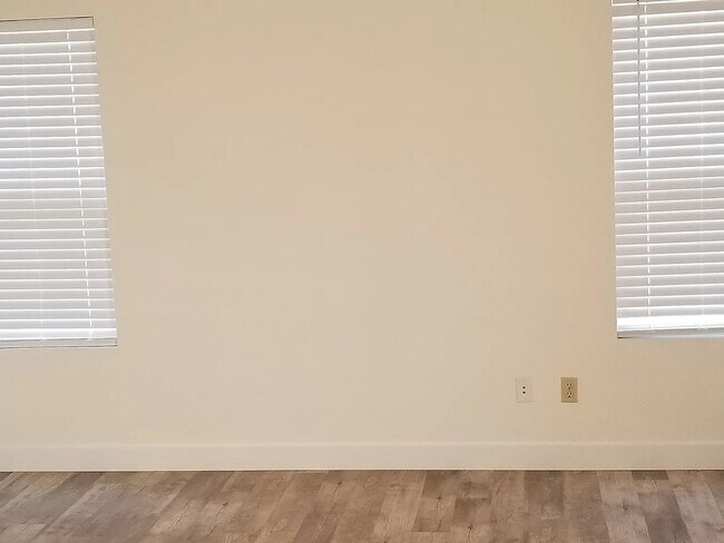 Foto del edificio - 3067 Carey Ln