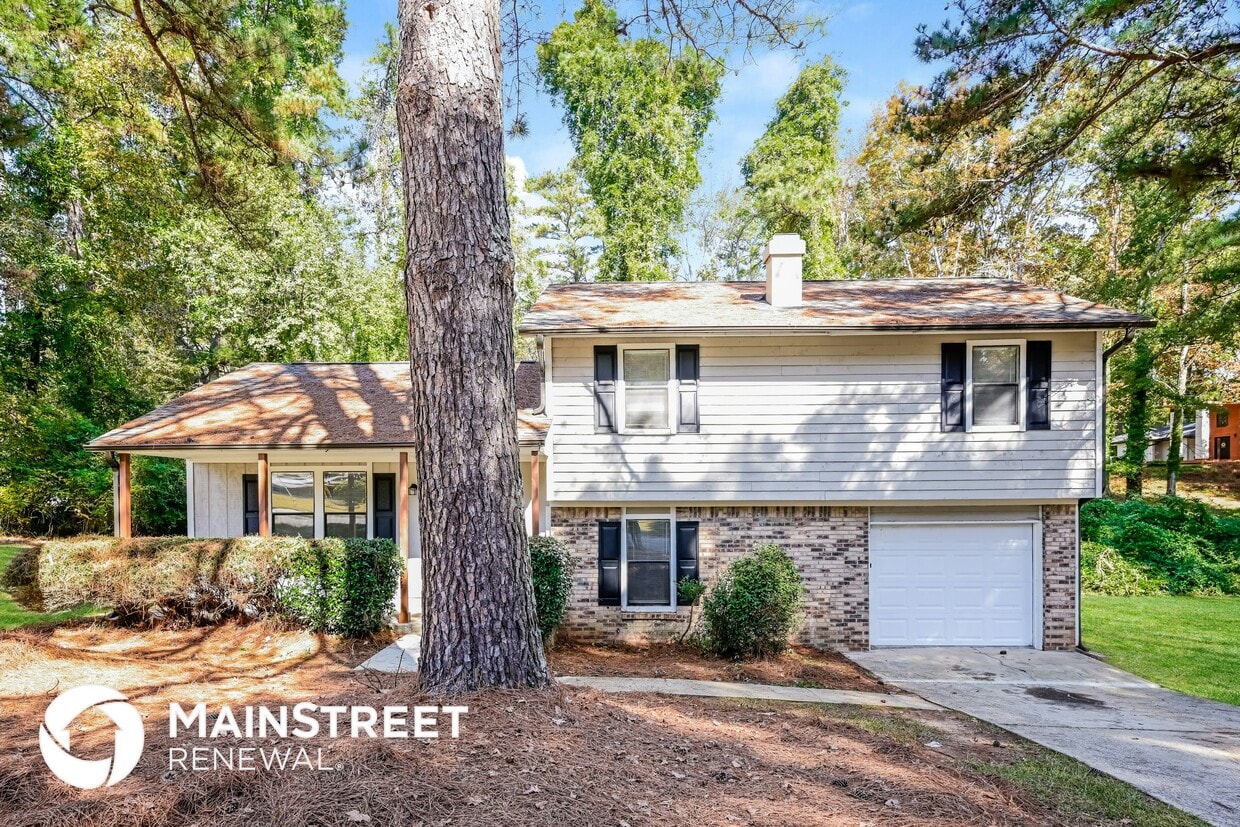 Primary Photo - 4276 Old Lake Dr