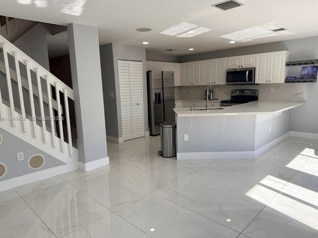 Foto del edificio - 11612 NW 51st Terrace